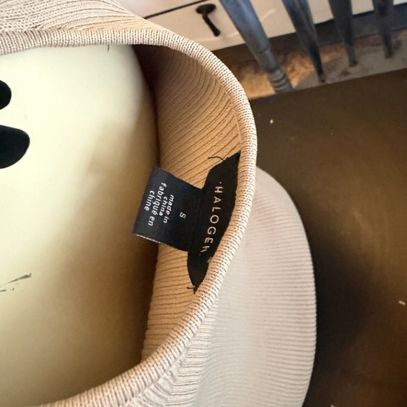 Halogen Beige Ribbed Knit Top - Picture 2 of 3